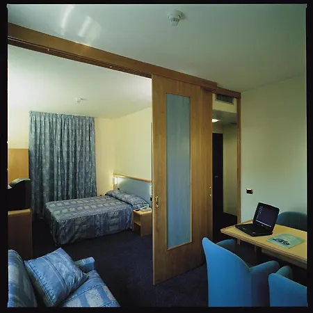 & Loisir Le Ruote Отель Ровелето